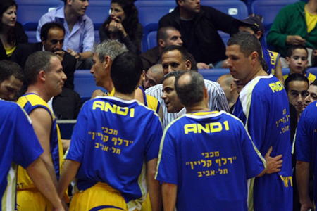 ברביעי: מכבי רלף ת”א נגד ותיקי ברצלונה