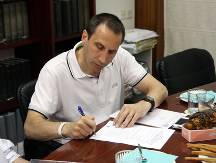 דיוויד בלאט חתם על חוזה חדש במכבי אלקטרה ת”א