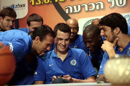 בלאט: “התקווה היא שאנחנו נהיה אלו שנחייך בסוף”