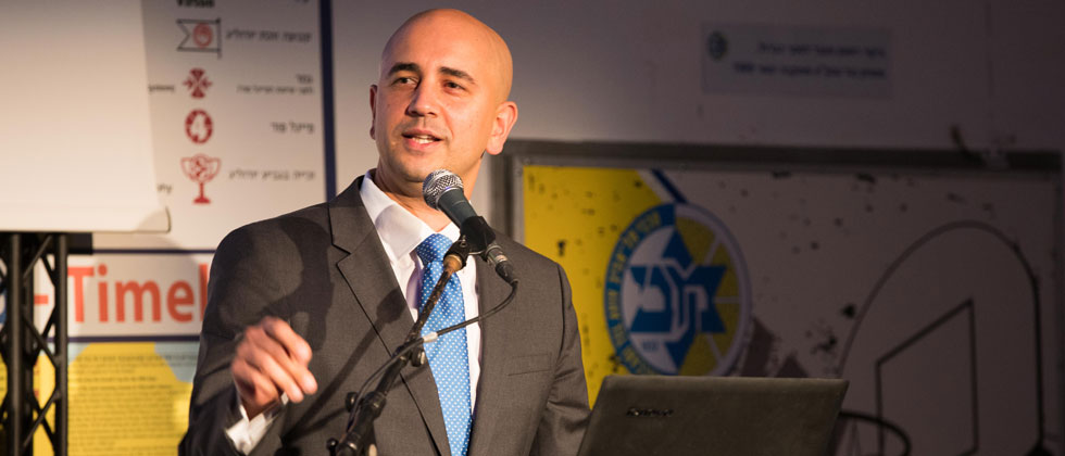 בדש: “הצלחה על המגרש זה הדבר החשוב ביותר. אנחנו רוצים לסייע לה”