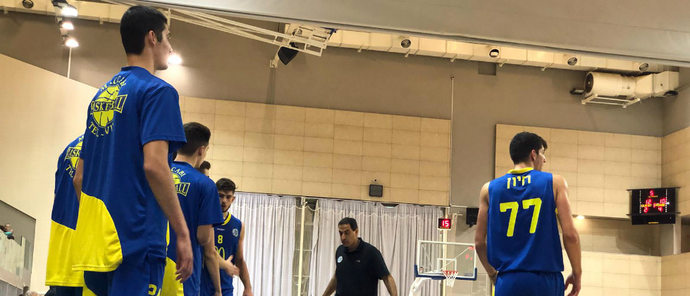 יתרון לנוער בסדרת רבע גמר הפלייאוף אחרי ניצחון 64:66