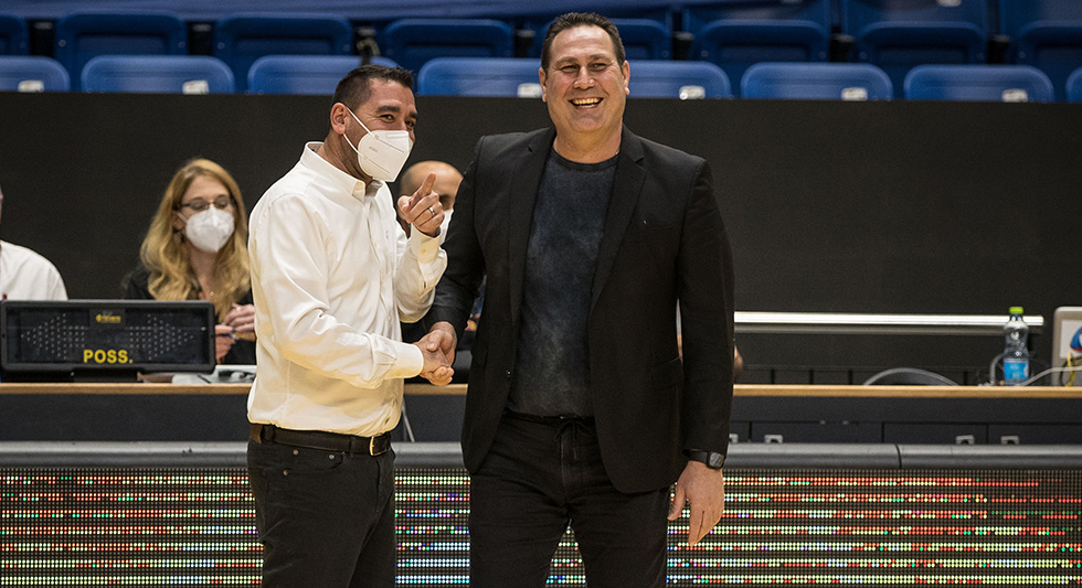 על הקווים: גיא גודס
