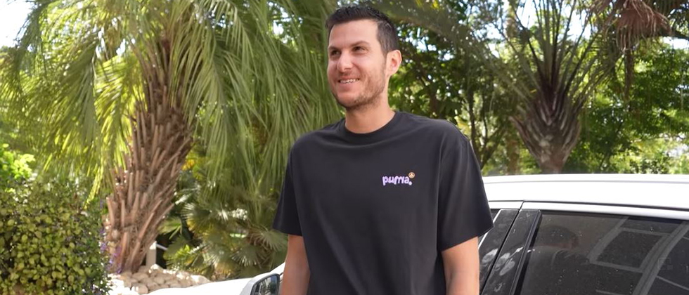 מבט מבפנים: היום המיוחד של גיא פניני
