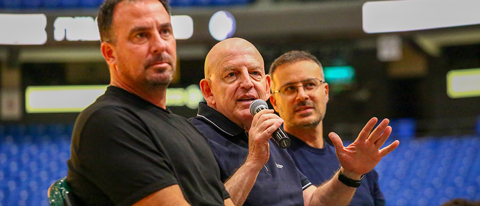 הנהלת המועדון קיימה שיחה פתוחה עם בעלי מנויים