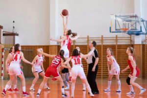 women baskeball illustration